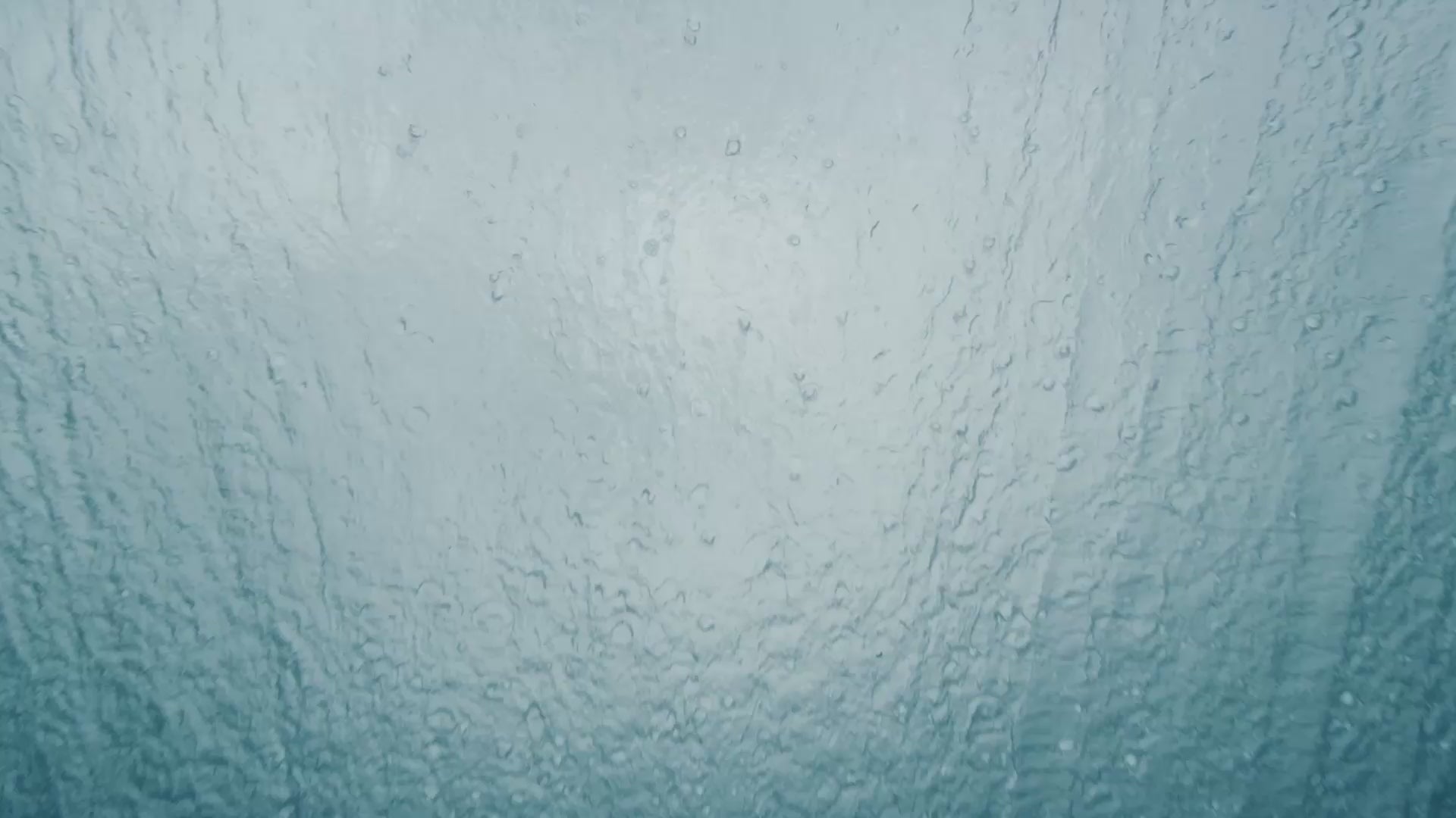 Load video: Cabeau's funds plastic collection for cleaner oceans through partnership with CleanHub